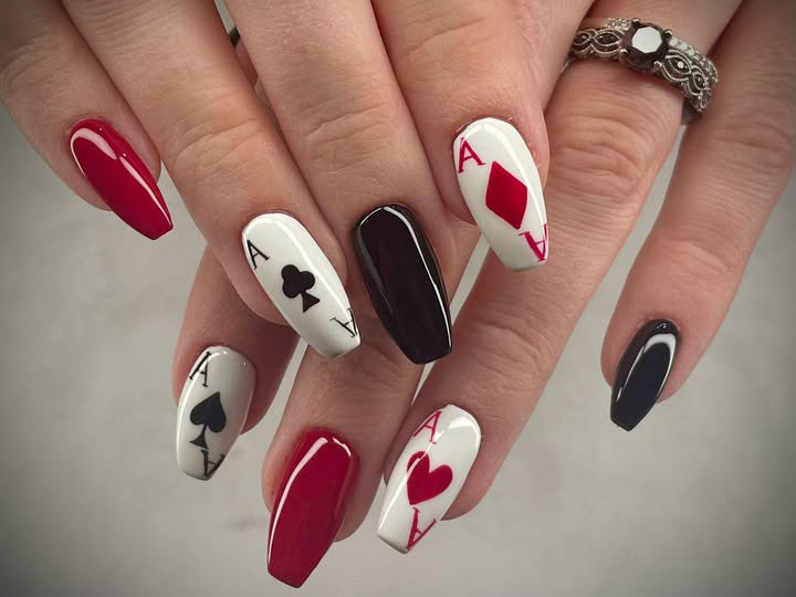 Card-Nails-720.webp