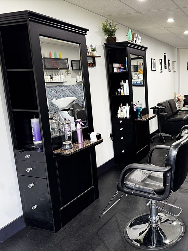 Main-Stylist-Stations-600.webp